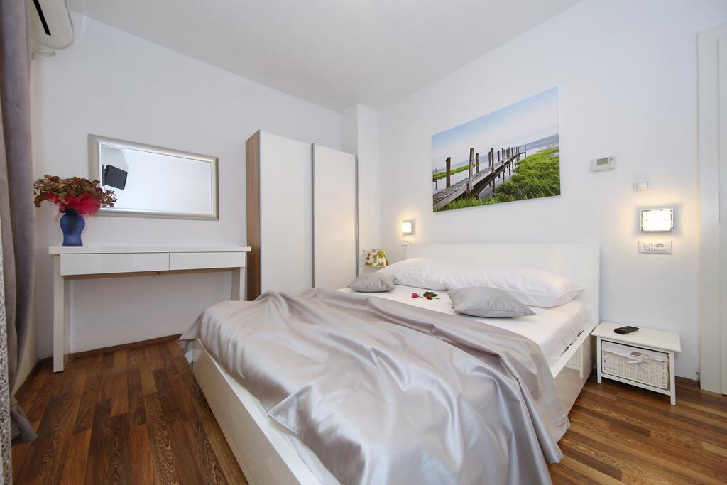 Apartments Maruna Self Check-In Zadar Eksteriør billede